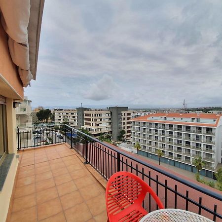 Apartamento En Salou Con Las Vistas Al Port Aventura Exteriör bild