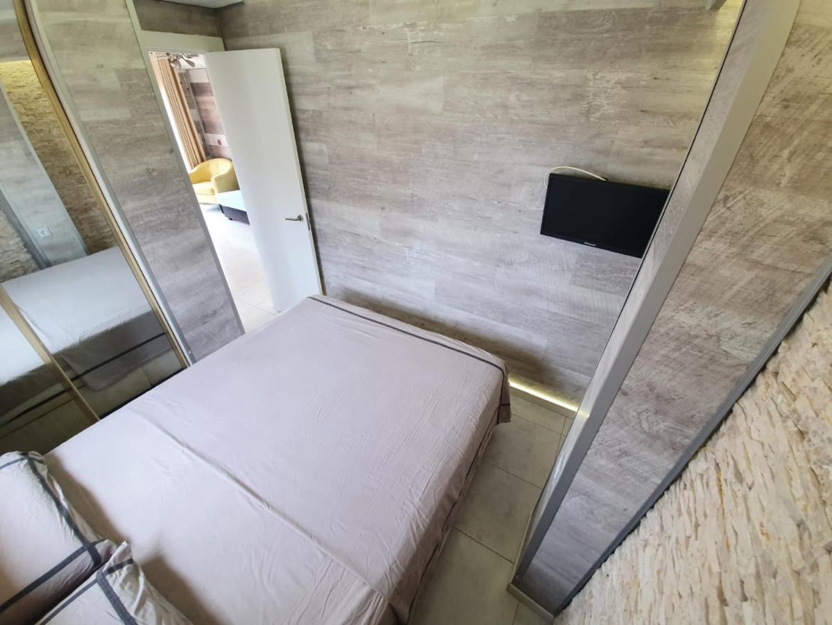 Apartamento En Salou Con Las Vistas Al Port Aventura Exteriör bild