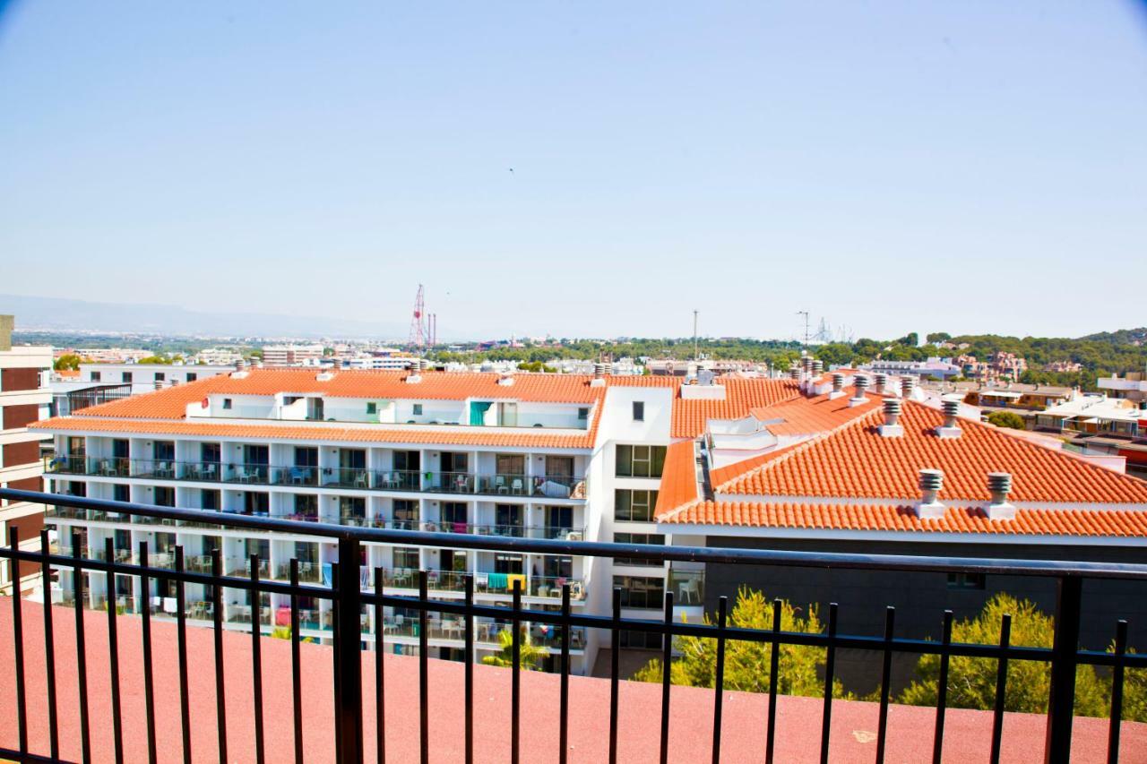 Apartamento En Salou Con Las Vistas Al Port Aventura Exteriör bild