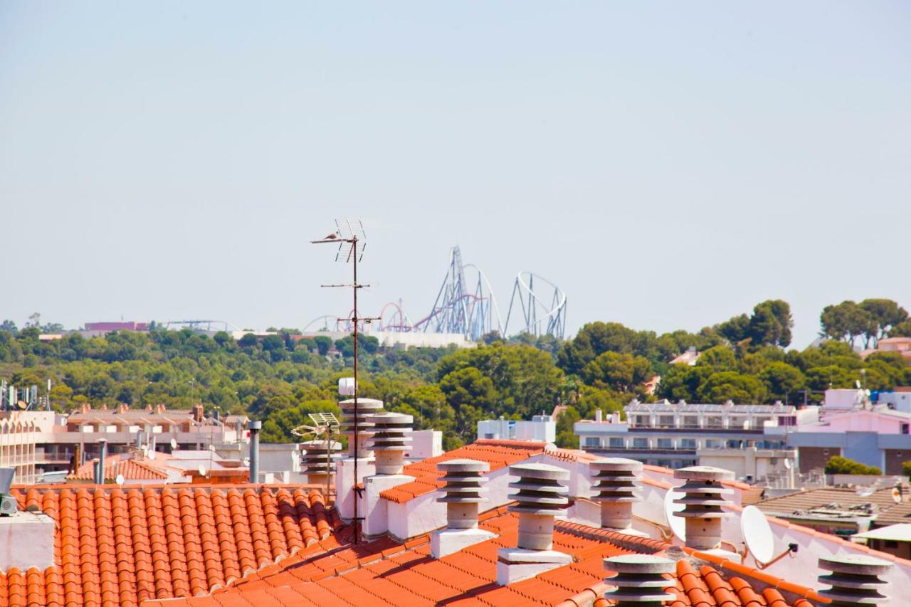 Apartamento En Salou Con Las Vistas Al Port Aventura Exteriör bild
