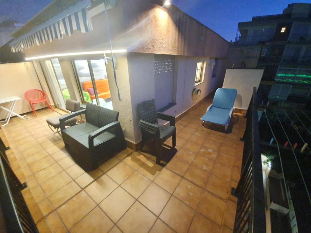 Apartamento En Salou Con Las Vistas Al Port Aventura Exteriör bild